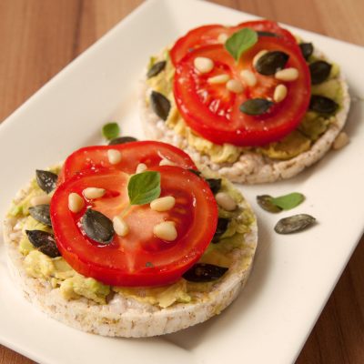 Avocado and Tomato Rice Cakes