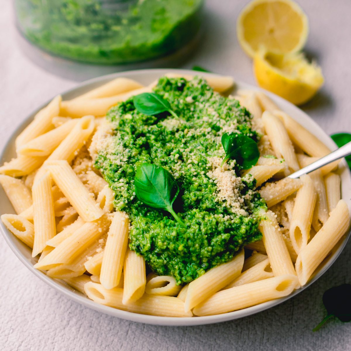 Easy Basil and Cashew Pesto Free 7 Day Vegan Meal Plan Veahero