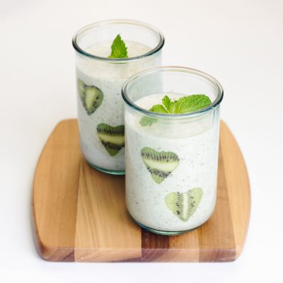 Kiwi Chia Coconut Smoothie