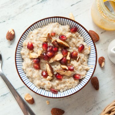 Pomegranate and Almond Oatmeal