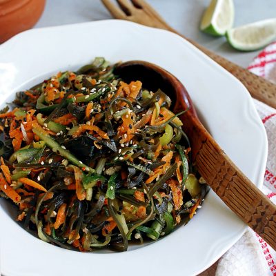 Seaweed Salad with Sesame Oil