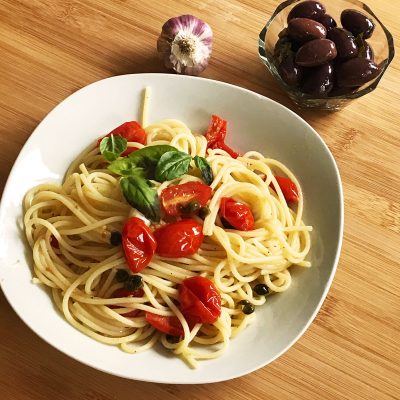 Spaghetti with Tomato and Capers