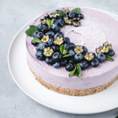 Raw Blueberry and Mint Cheesecake
