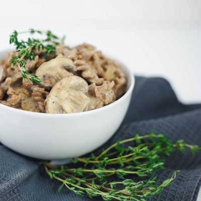 One Pot Vegan Mushroom Stroganoff